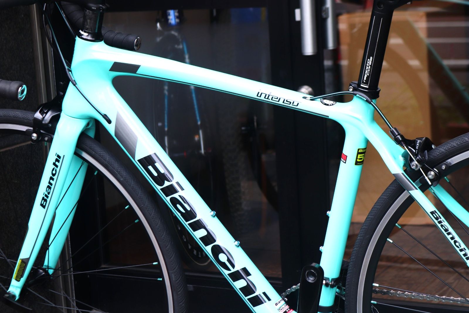 ビアンキ BIANCHI インテンソ INTENSO 2019モデル 50サイズ シマノ 105