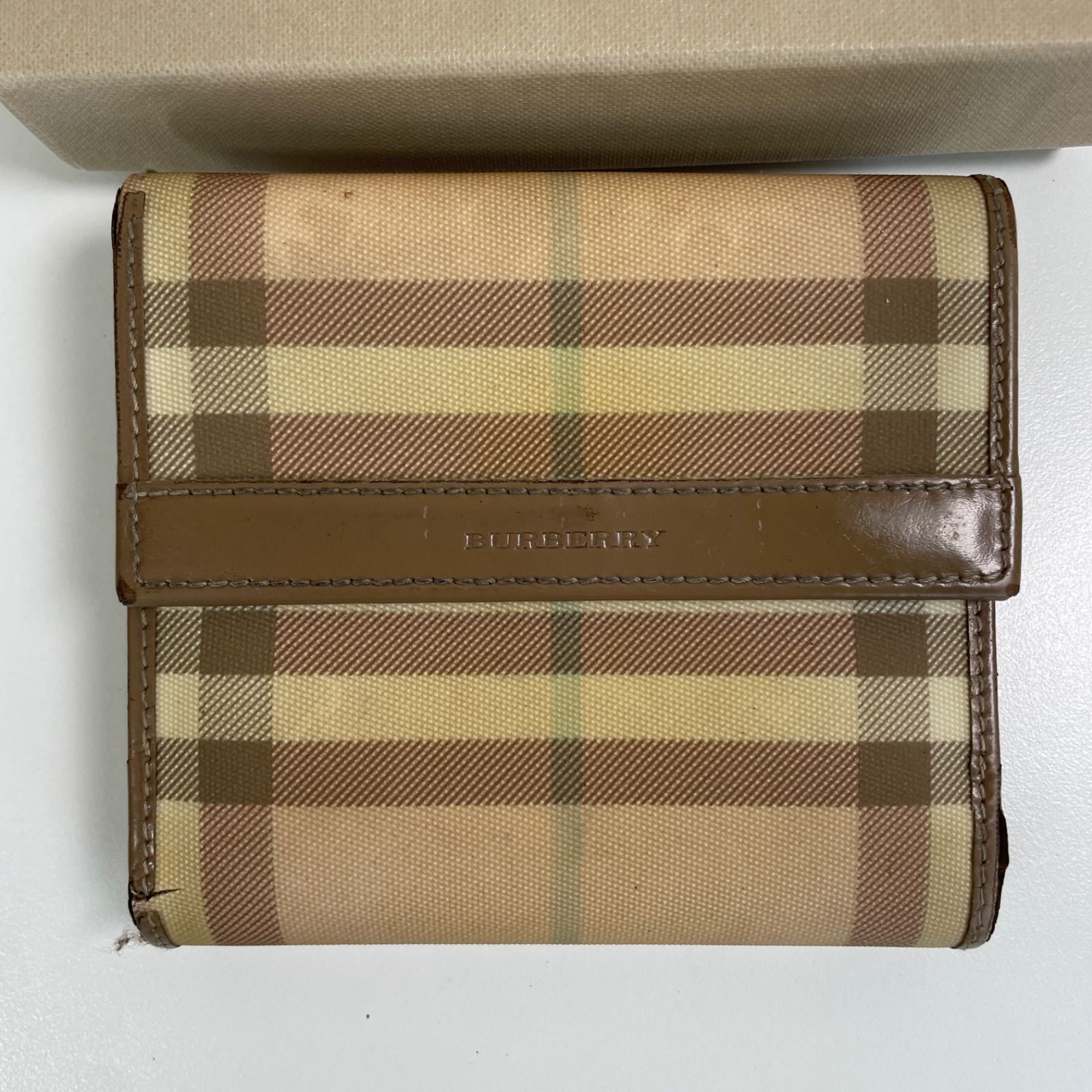 BURBERRY 二つ折り財布 ノバチェック 箱付 ゴールド金具 Y2K Burberry 二つ折り財布 ノバチェック 箱・保存袋付き - メルカリ