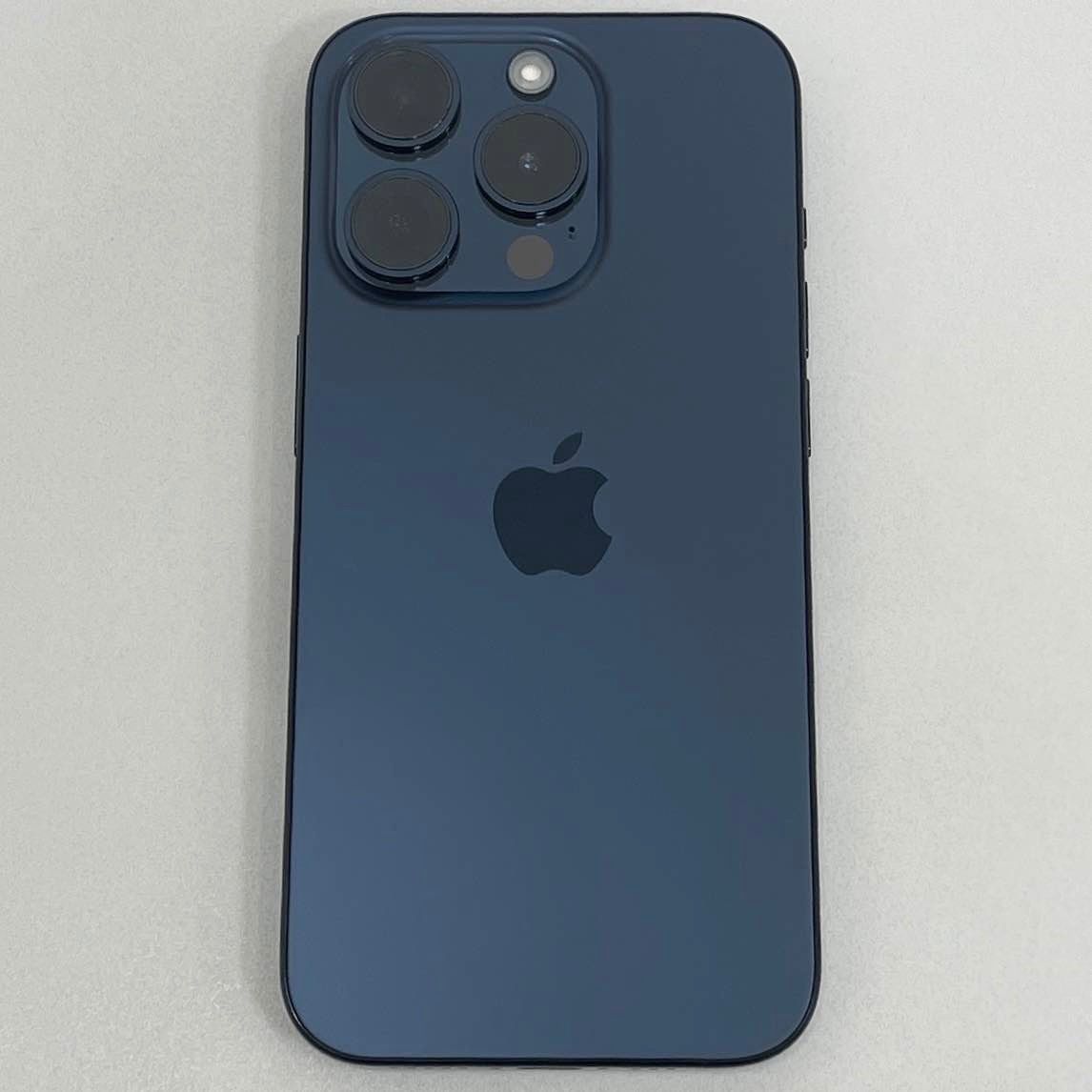 極美品 iPhone15Pro 128GB ブルーチタニウム SIMフリー - メルカリ