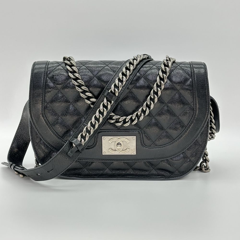 Chanel シャネル ダブルココマーク ダブルチェーン フラップメッセンジャー 2WAY チェーンショルダーバッグ ブラック本革 レディース 230,000円