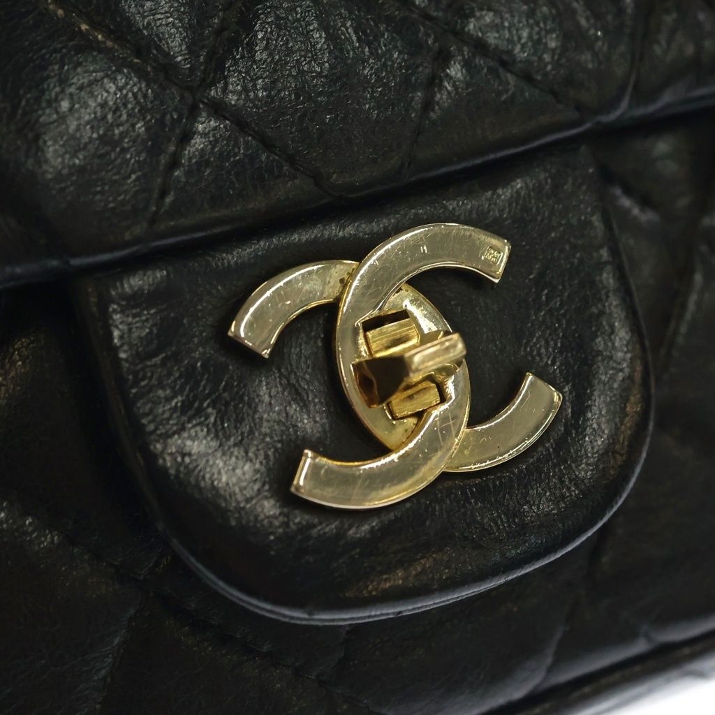 CHANEL (シャネル) マトラッセ25 ラムスキン ゴールド金具 ダブル