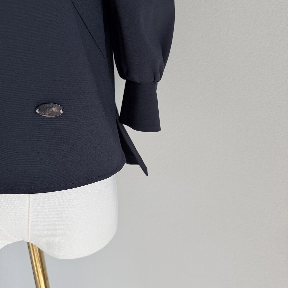 23年商品【新品同様の美しさ】Rene / ルネ カットソー 36 ダーク
