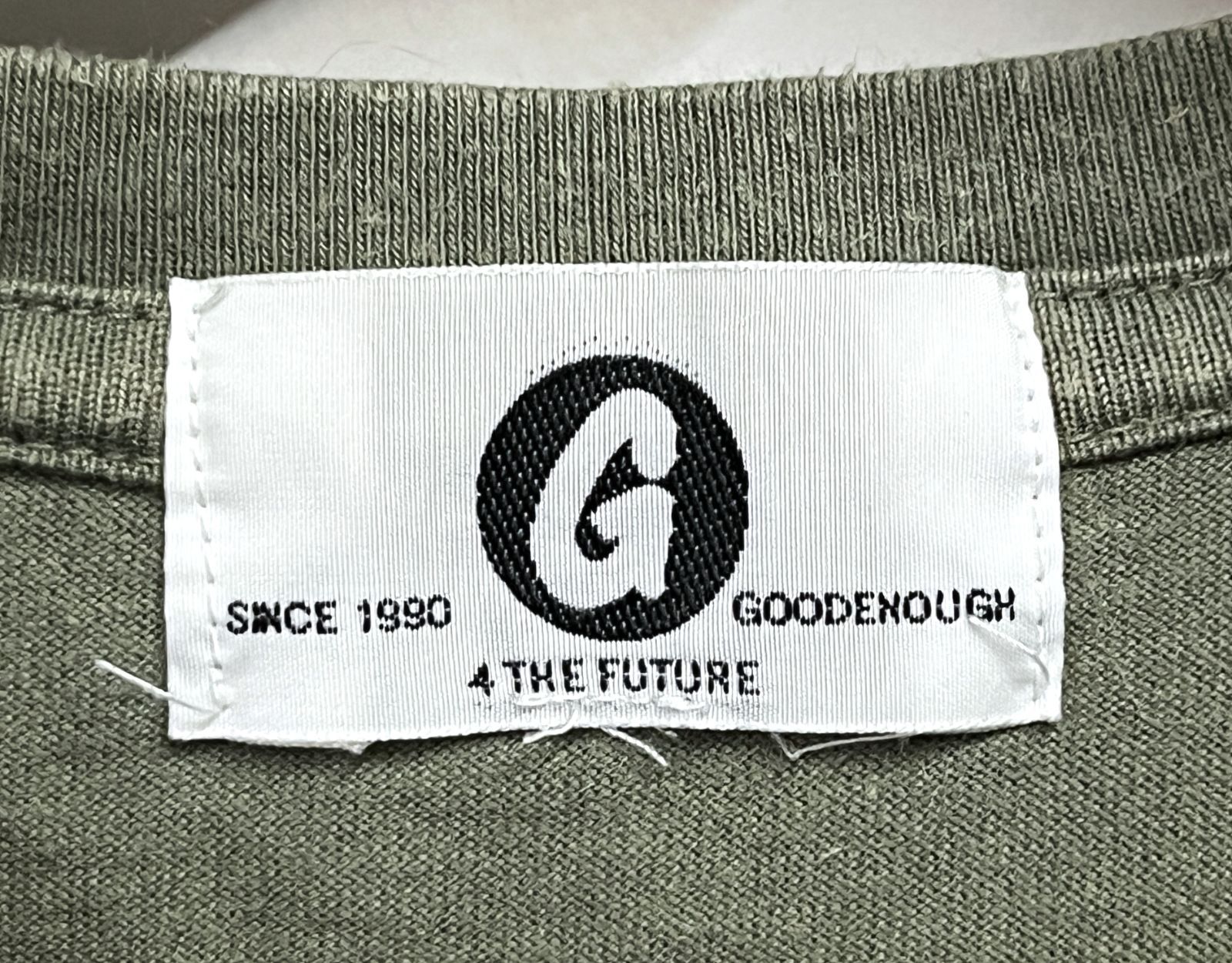 GOODENOUGH｜グッドイナフ GEロゴプリント 半袖Tシャツ - メルカリ