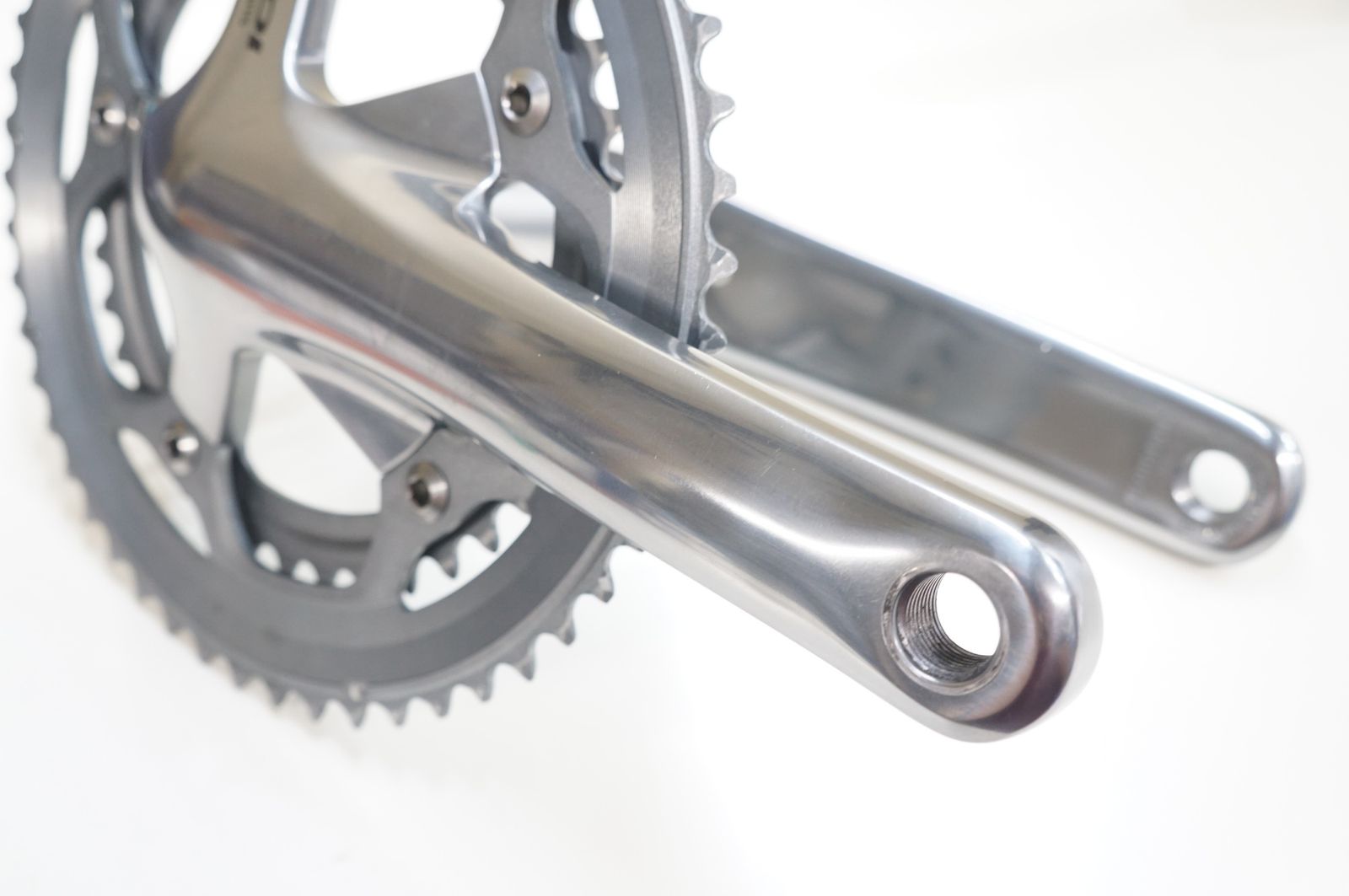 SHIMANO 「シマノ」 105 FC-5600 165mm 52-39T クランクセット