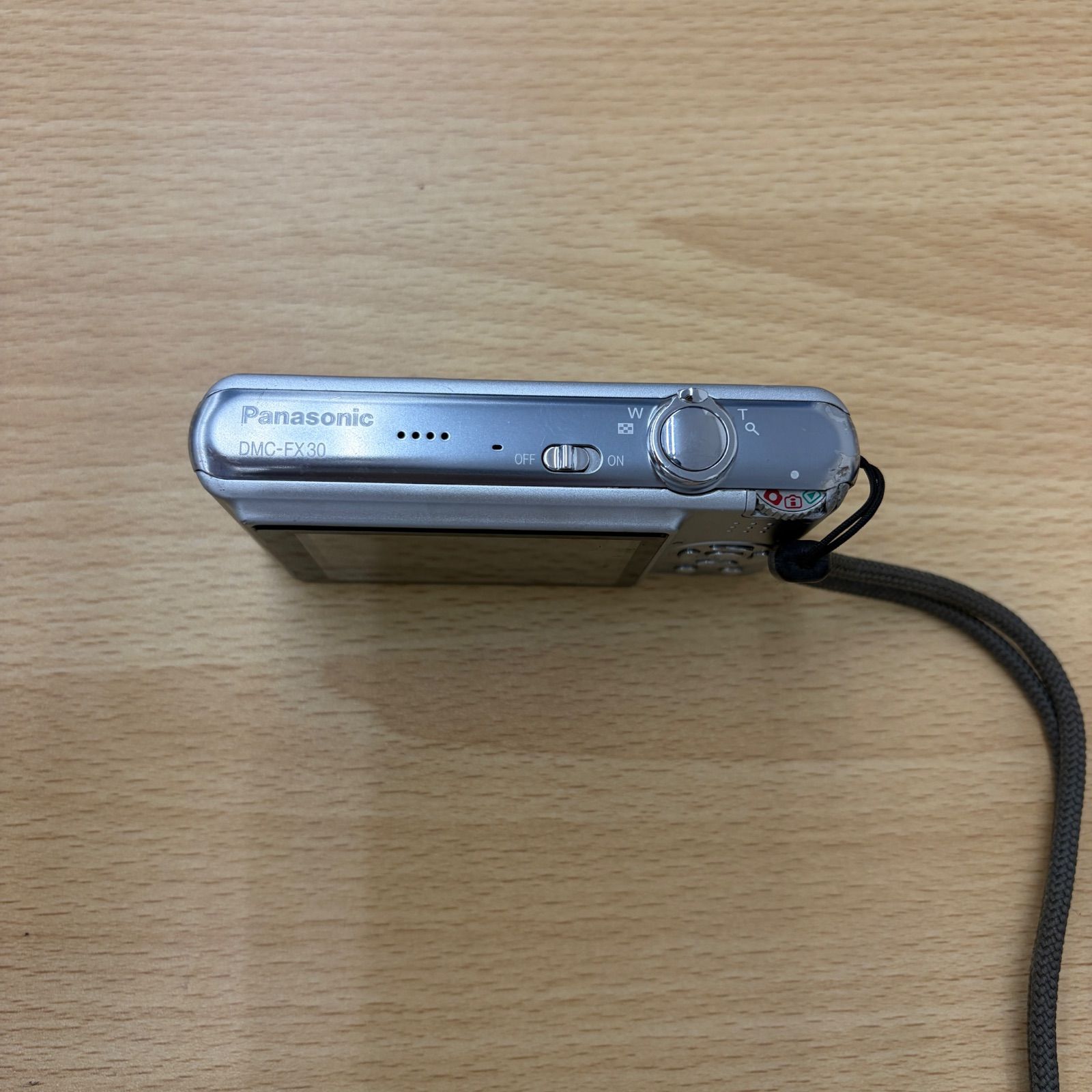 × 【動作未確認】 Panasonic LUMIX DMC-FX30 【カメラ】 【5】