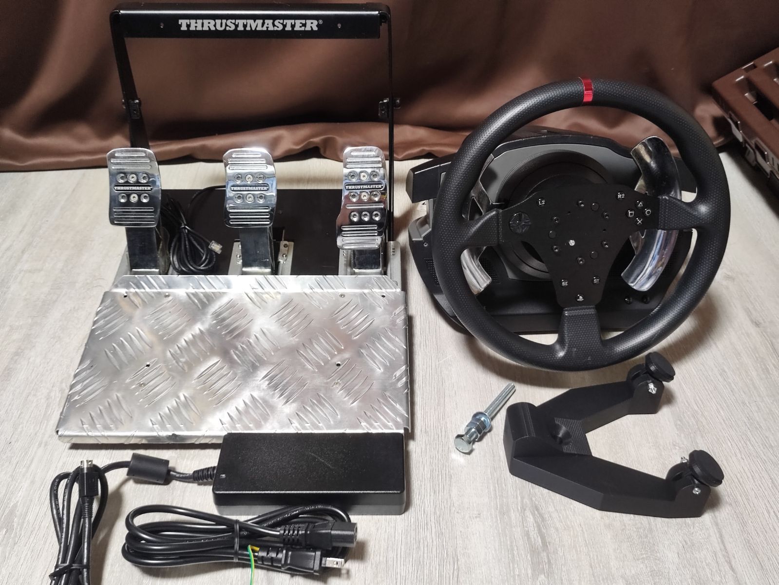 THRUSTMASTER T500RS【修理品】ハンコン