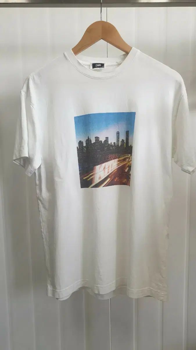 正規品 KITH 半袖Tシャツ