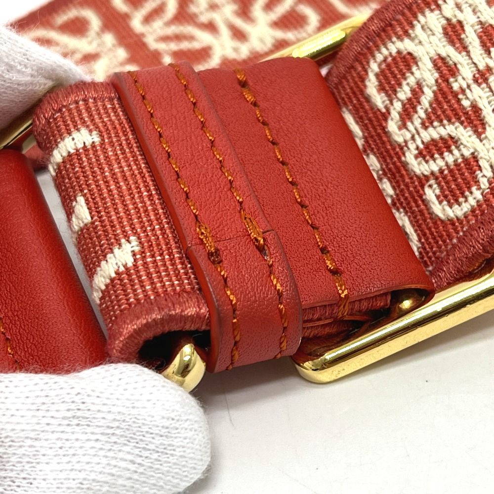 LOEWE ロエベ ショルダーストラップ アナグラム ジャガードロゴ