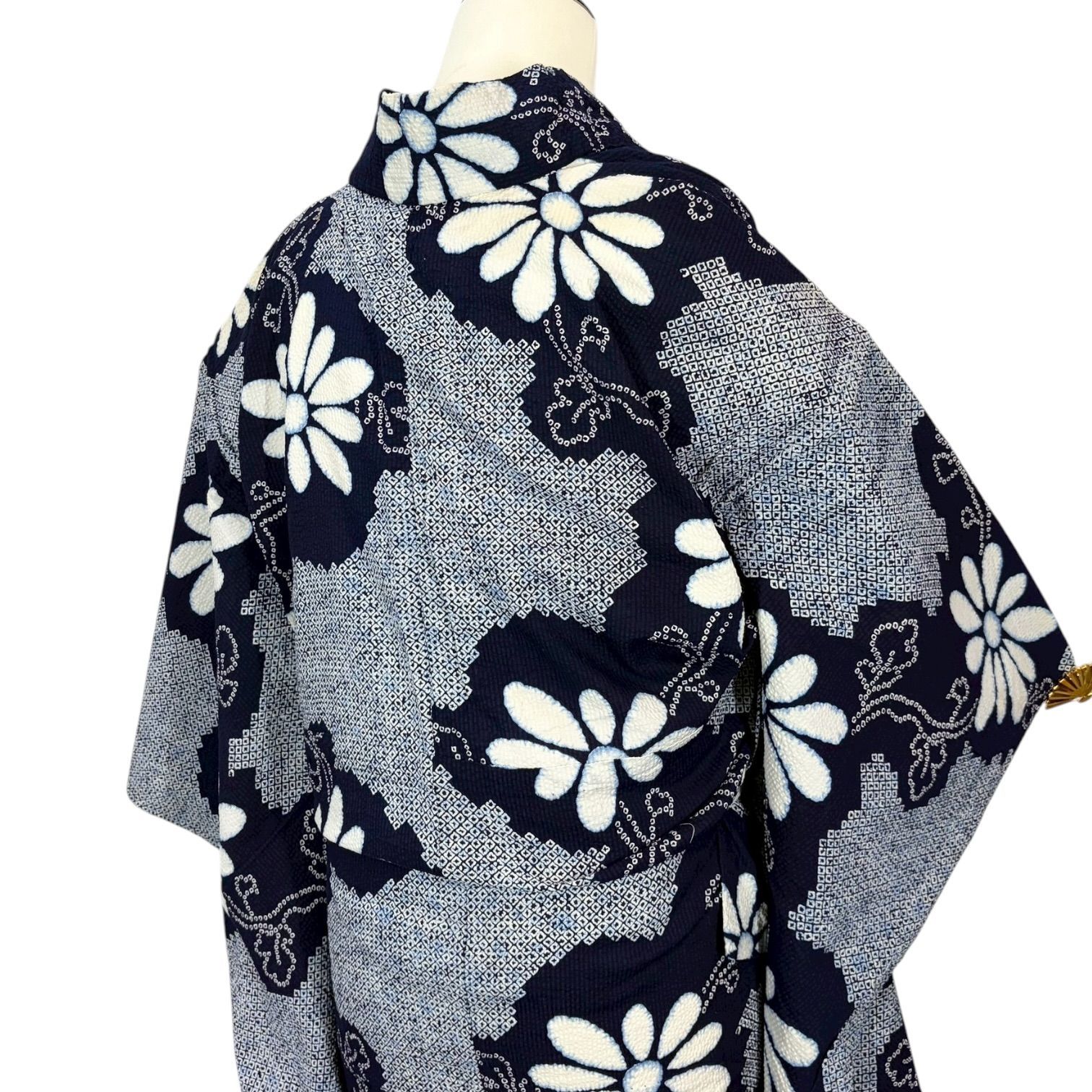 レトロ 浴衣 女性用 注染 絞り模様 藍色 紺 白 菊 裄66cm リユース