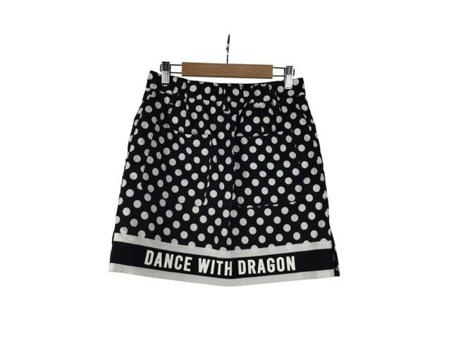 新品未使用　タグ付き　Dance With Dragon スカート　ブラック系 中古ゴルフウェア】DANCE WITH DRAGON(ダンスウィズドラゴン) スカート