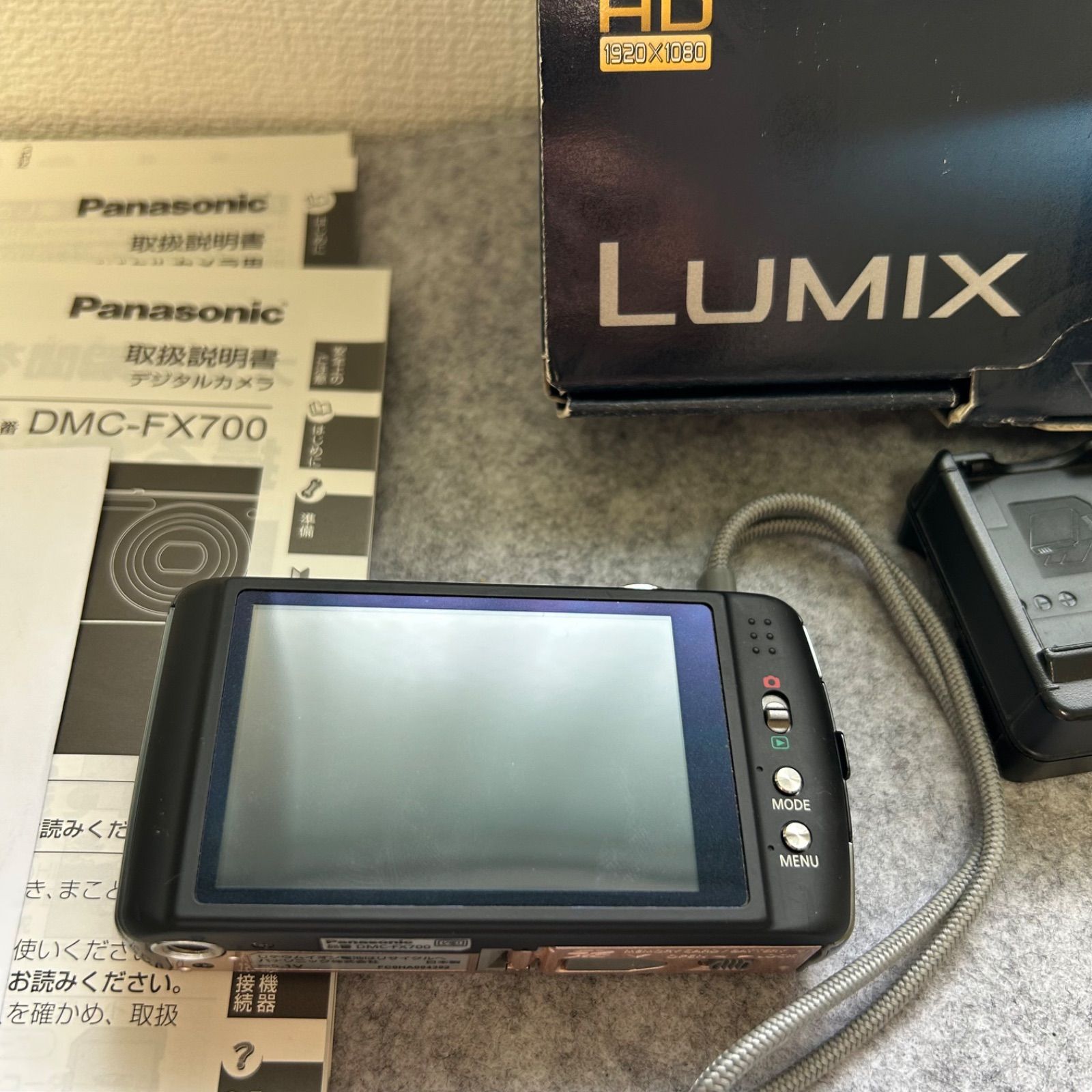 【動作確認済】パナソニック ルミックス DMC-FX700 ピンク　デジカメ 付属品 Panasonic LUMIX【赤-34】
