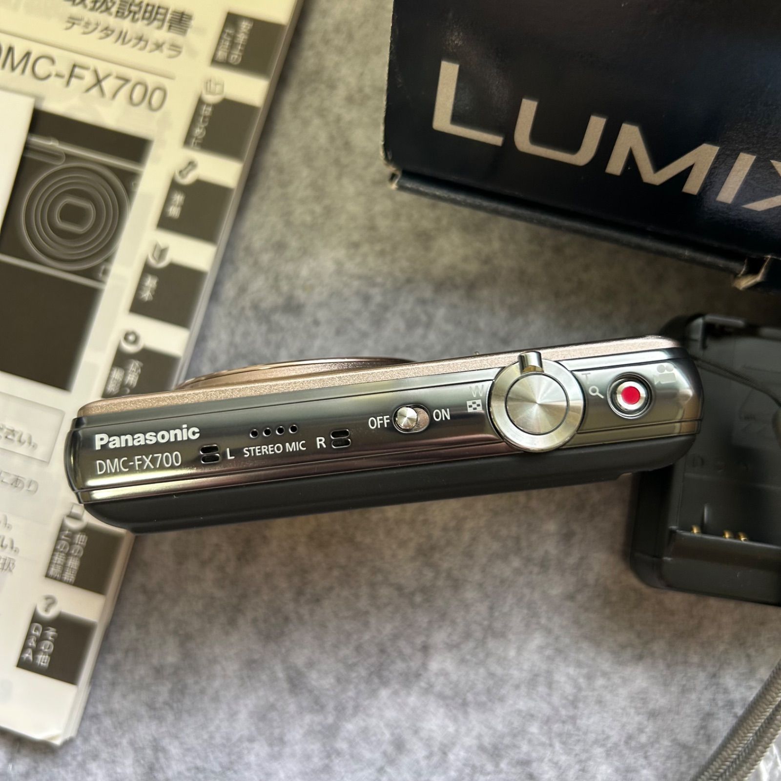 【動作確認済】パナソニック ルミックス DMC-FX700 ピンク　デジカメ 付属品 Panasonic LUMIX【赤-34】