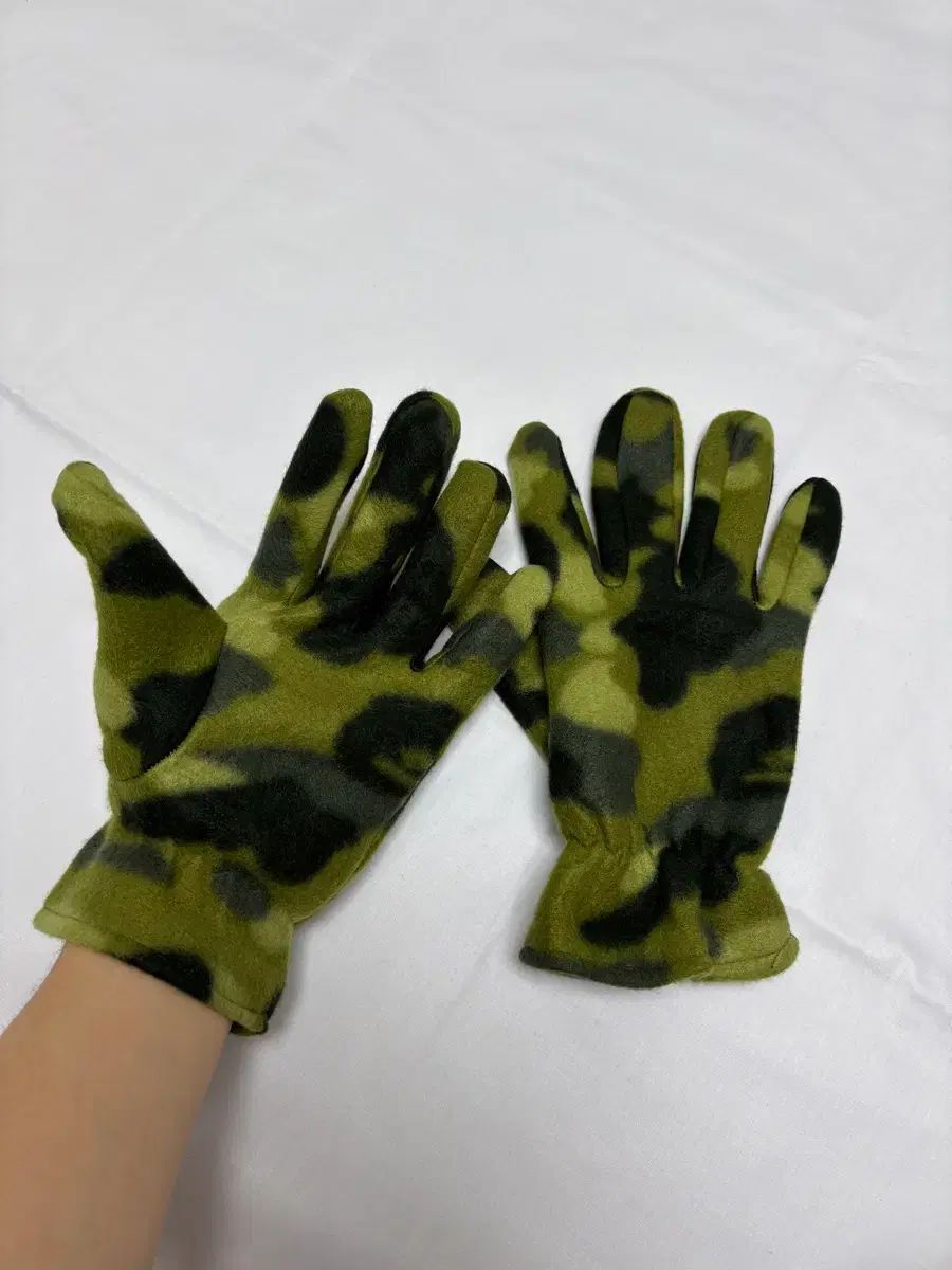 A BATHING APE アベイシングエイプ カモフラージュ 手袋 - メルカリ
