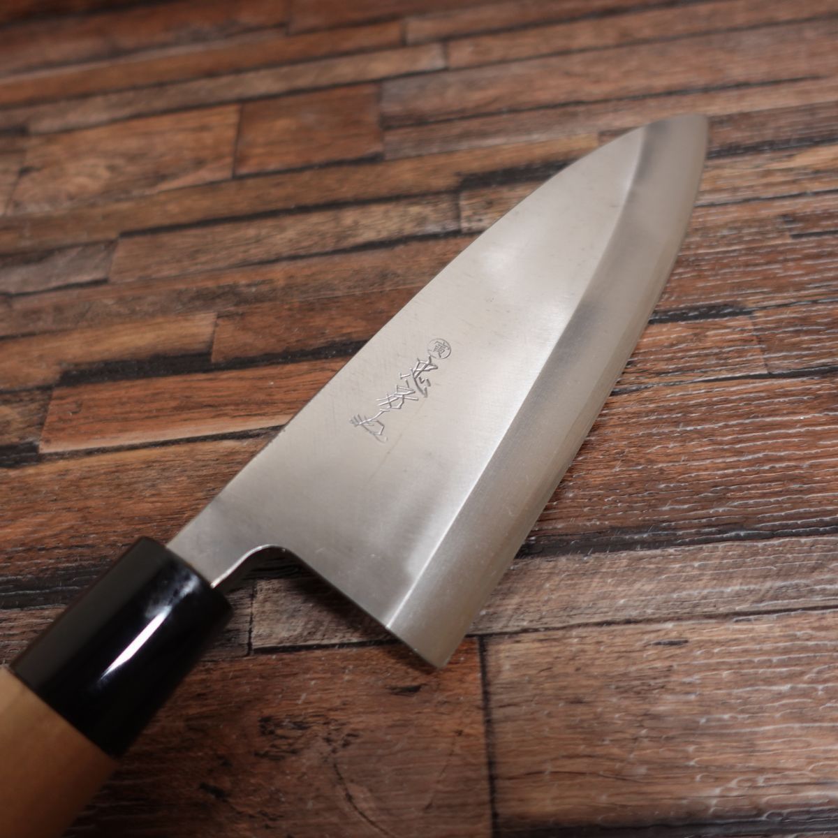 忠房 出刃包丁 研ぎ済 寅 シール付き ほぼ未使用保管品 175mm - メルカリ