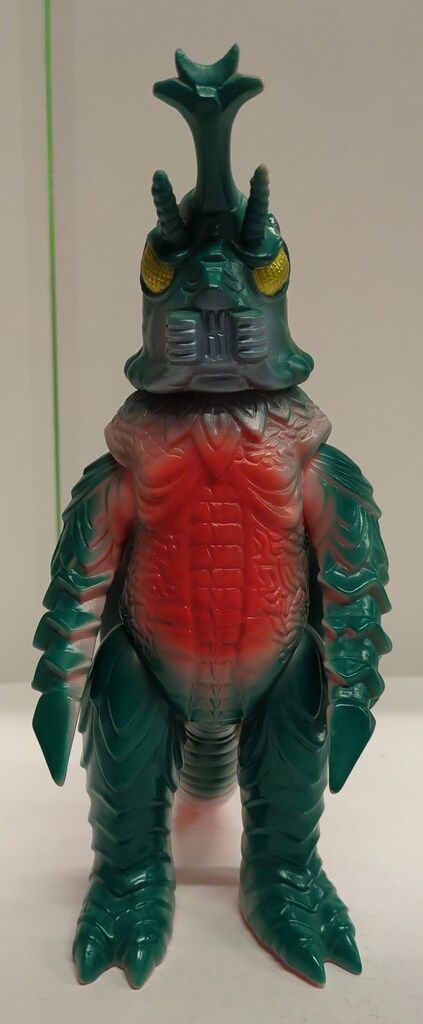 M1号 世紀の大怪獣ブルマァクの怪獣シリーズ メガロ ピンク成型 グリーンスプレー