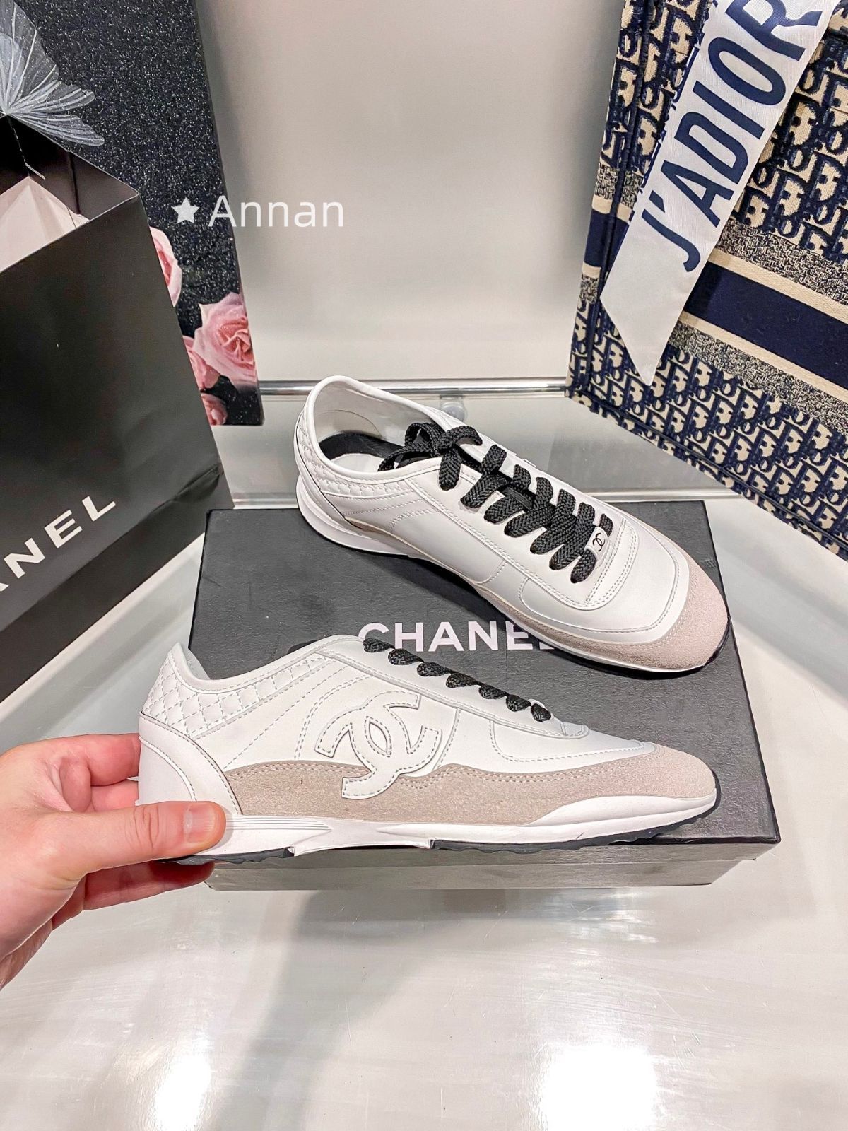 激レア 本日特価 新品 CHANEL シャネル スニーカー - メルカリ