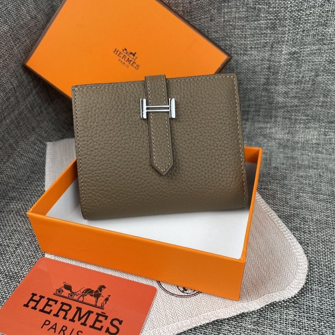 実用性 【極美品】HERMES エルメス 折り財布 小銭入れ