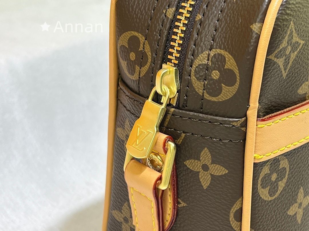 送料込☆ LOUIS VUITTON ルイヴィトン ショルダーバッグ 人気モデル 送料無料 トロカデロ モノグラム M51274 送料込☆ LOUIS VUITTON ルイヴィトン ショルダーバッグ 人気モデル 送料無料 トロカデロ モノグラム M51274