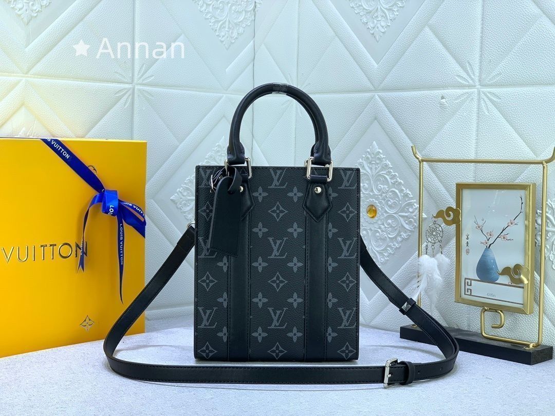 超美品LOUIS VUITTON ルイヴィトン モノグラムエクリプス サックプラ MINI ブラック レディース モノグラムキャンバス ショルダーバッグ 人気モデル 送料無料 M46453