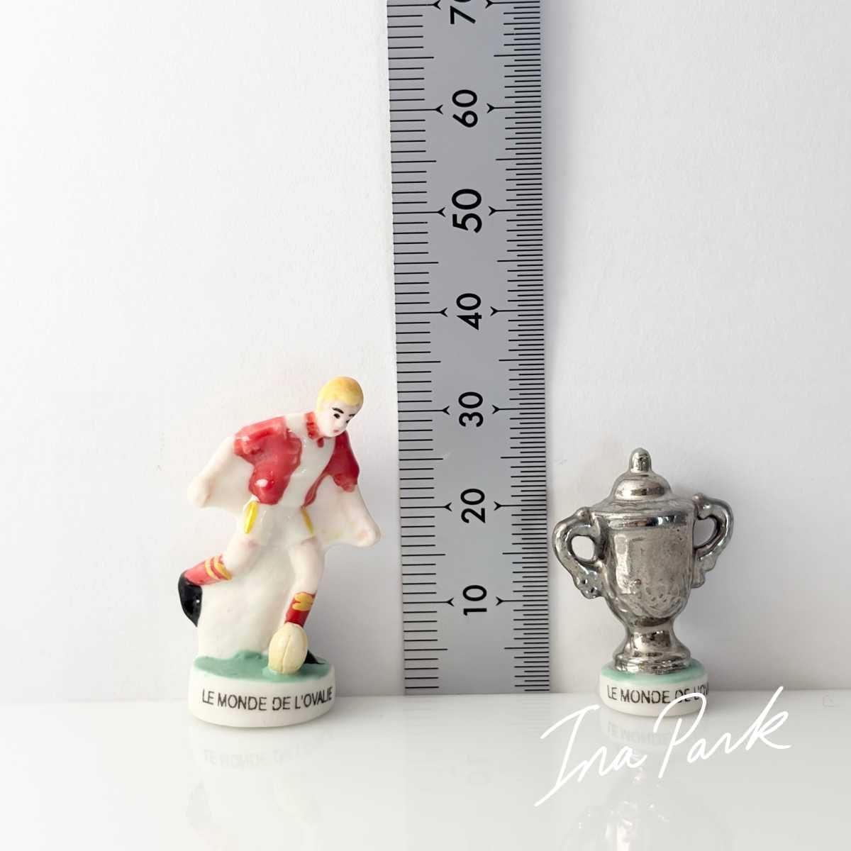 ラグビー　陶器製人形　フランス代表　旧デザイン ラグビーのフェーブ フェーヴ フランス製 ミニチュア 陶器 雑貨 - メルカリ