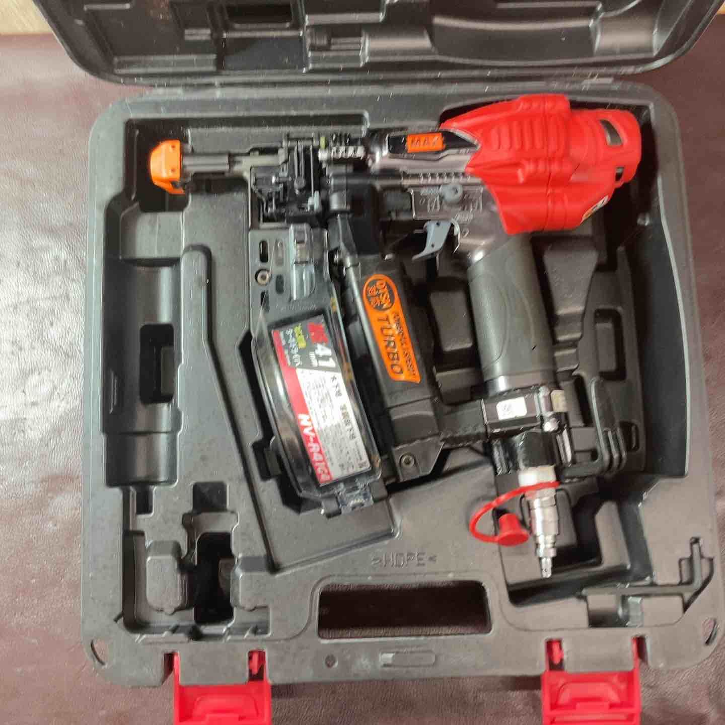 【中古品】マックス(MAX) 高圧エアネジ打ち機 HV-R41G4-G 高圧【東大和店】