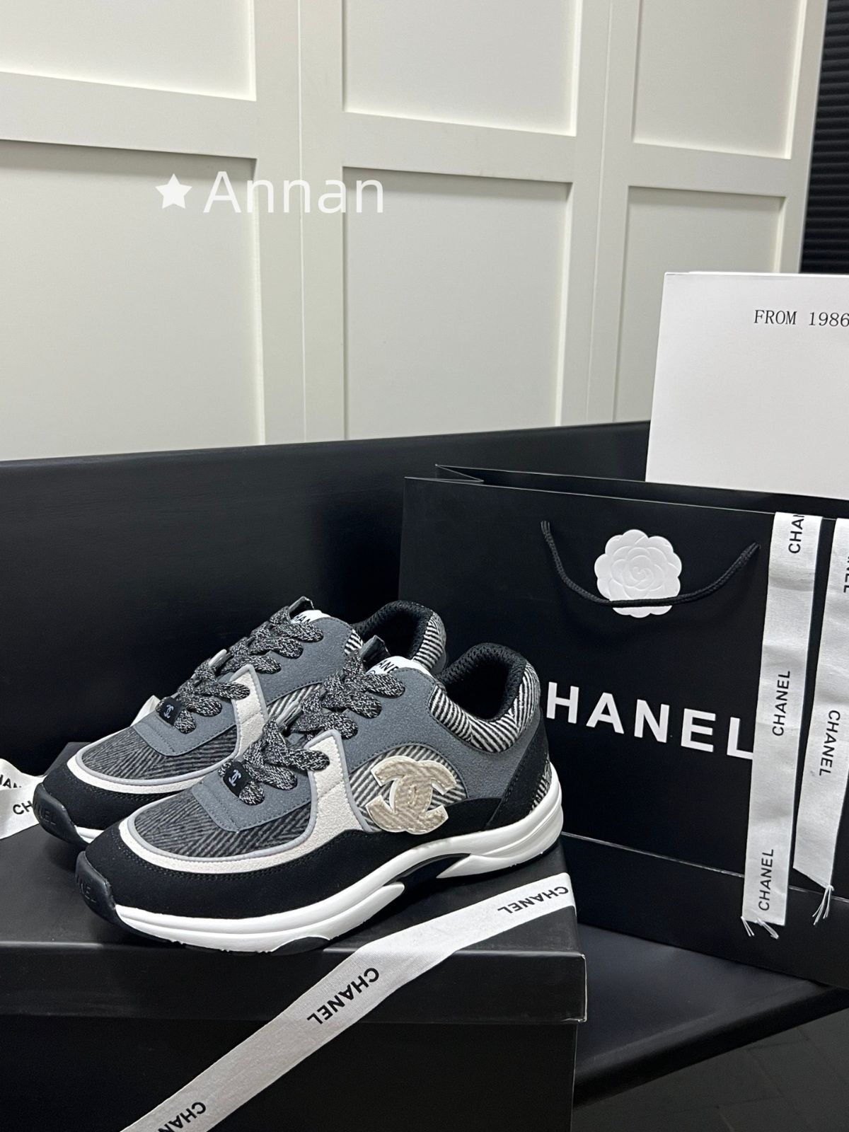 送料込☆送料込☆ 新品 CHANEL シャネル スニーカー レディース