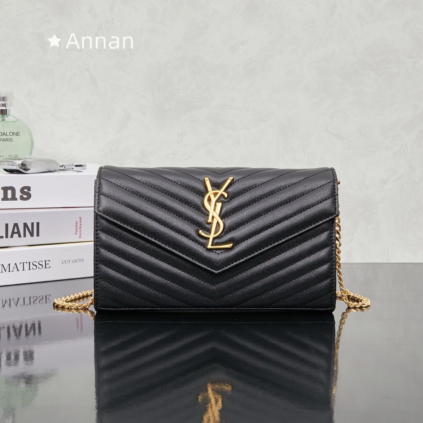 実用性 【極美品】 YSL Yves Saint Laurent イヴサンローラン ショルダーバッグ
