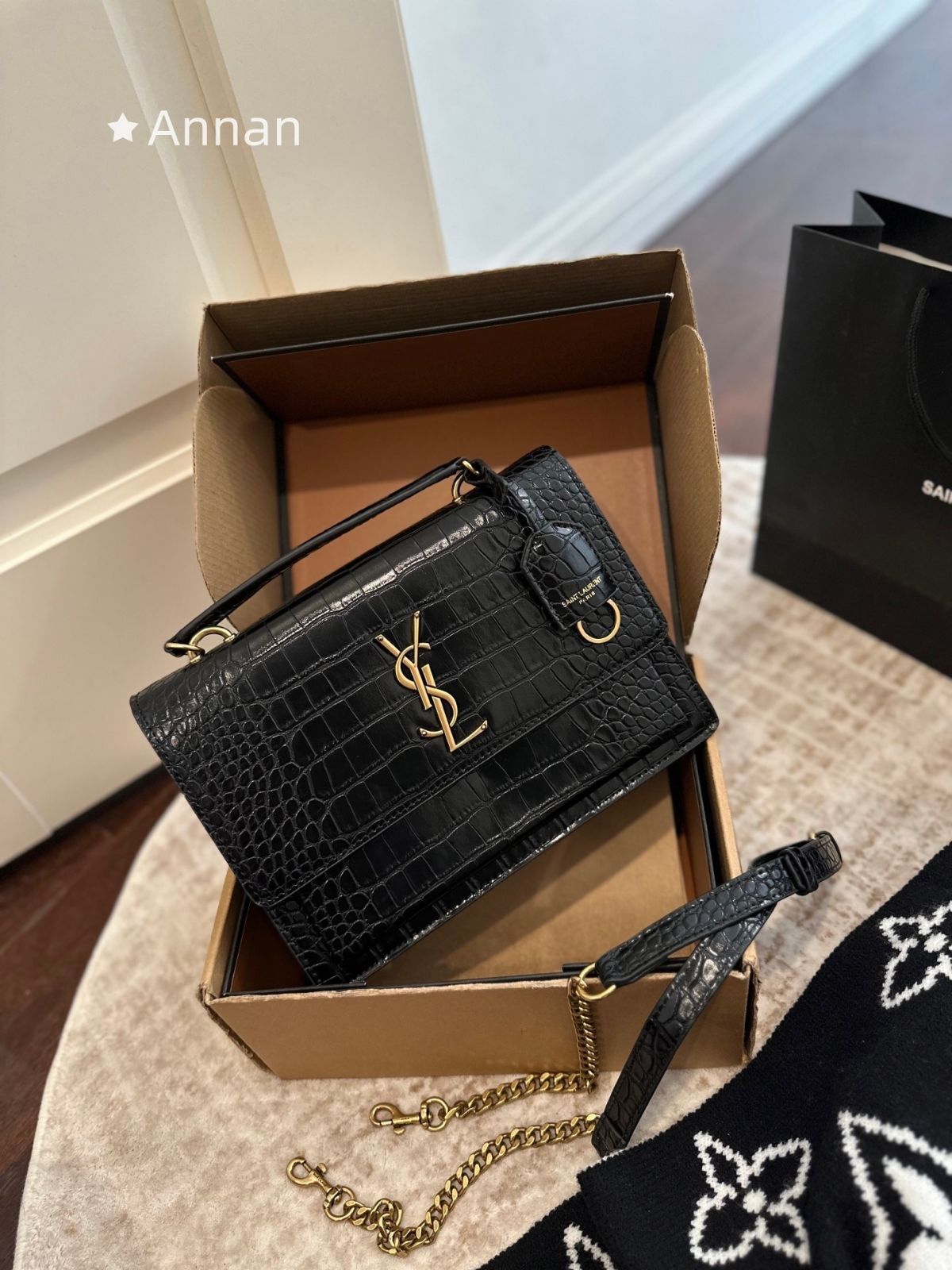 超美品 送料込☆送料込☆ 良品 レディース YSL Yves Saint Laurent イヴサンローラン ショルダーバッグ