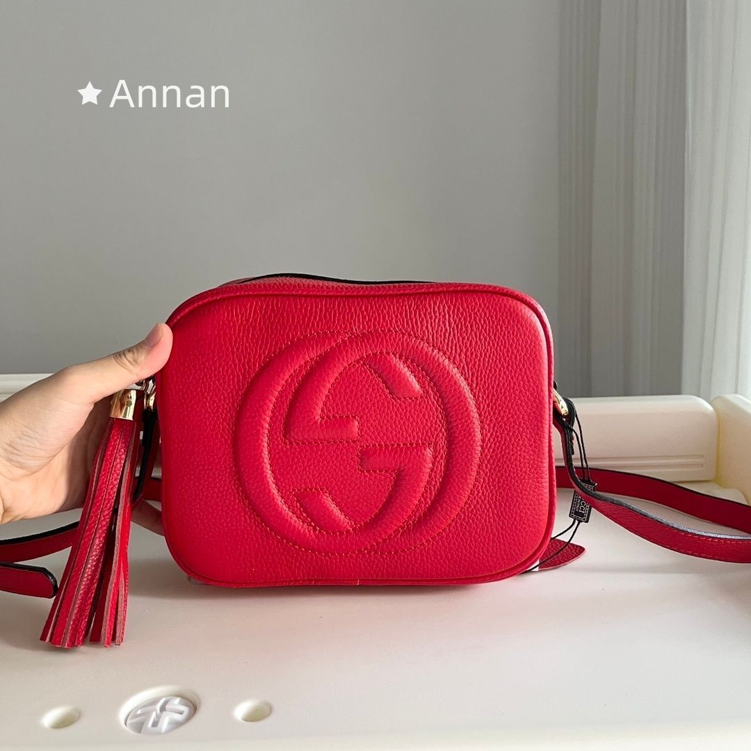 【特価】超美品 限定品 限界価格 本革 GUCCI グッチ ショルダーバッグ ソーホー スモールディスコ タッセル フリンジ ポシェット 斜め掛け レザー ブ308364 10,360円
