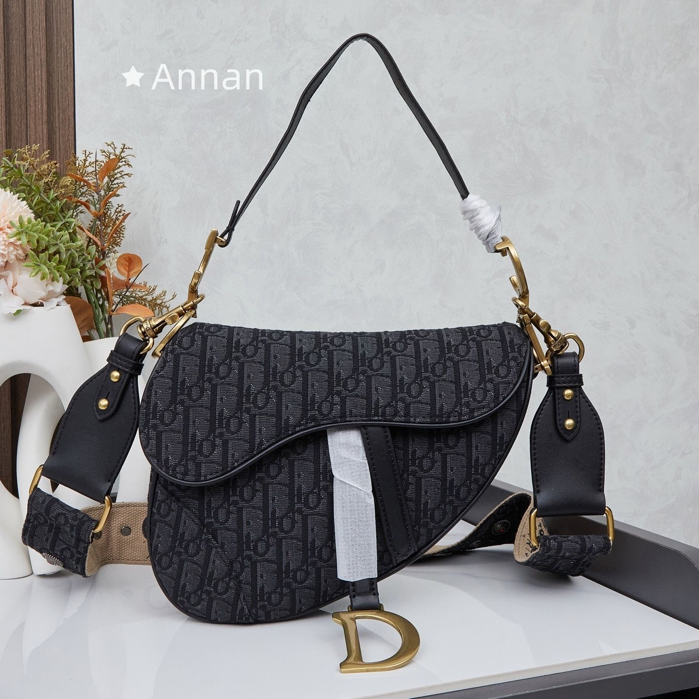 未使用に近い 美品★レディース Christian Dior クリスチャンディオール ショルダーバッグ