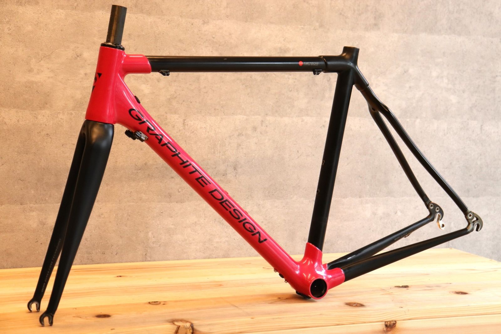【大幅値下げ】GRAPHITE DESIGN メテオ フレームセット サイズ51 グラファイトデザイン GRAPHITE DESIGN メテオ METEOR 2014モデル 55