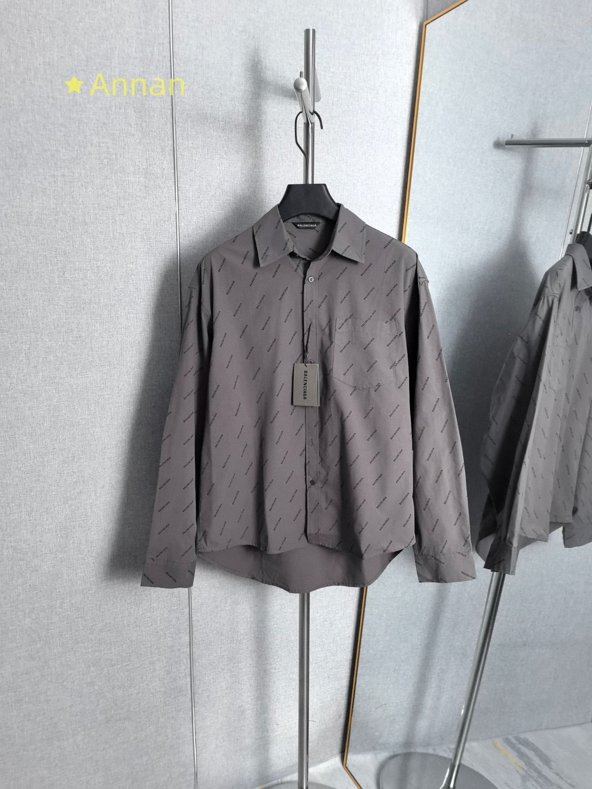 人気商品 ★★ 新品 タグ付 BALENCIAGA バレンシアガ長袖シャツ メンズ レディース ユニセックス カジュアル