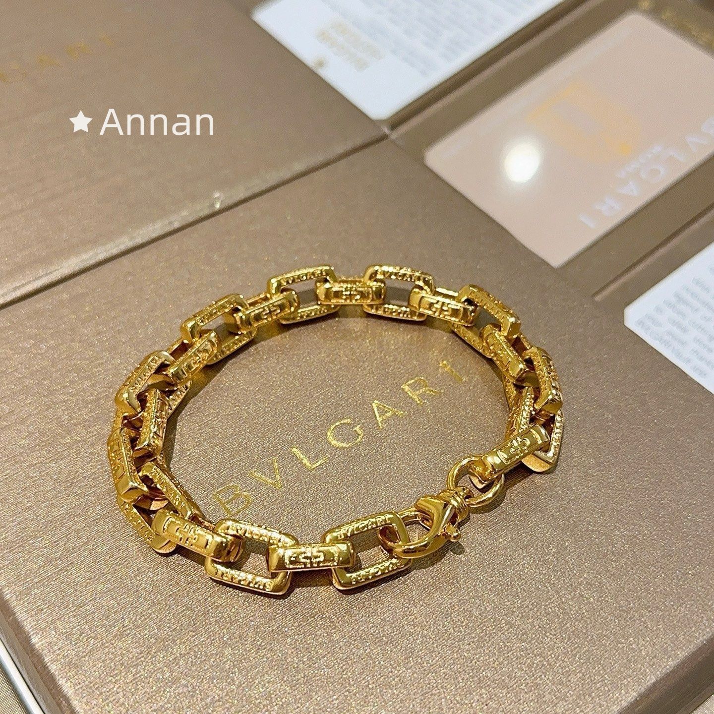 人気新品！新品 BVLGARI ブルガリ ブレスレット バングル リストバンド メンズ 結婚式 卒業式 清楚 イベント 入学式