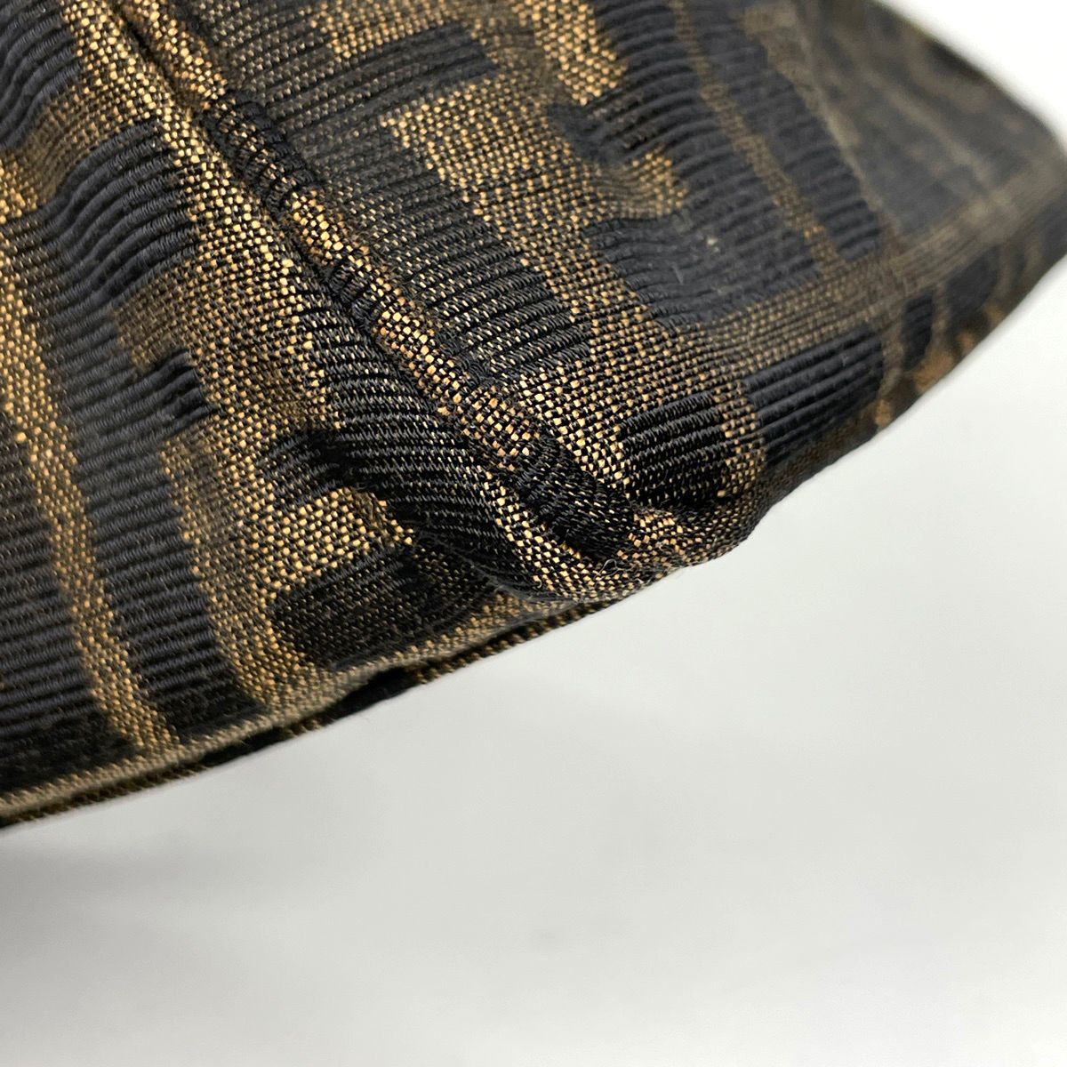 フェンディ FENDI エトニコ ハンドバッグ ズッカ柄 パンチング
