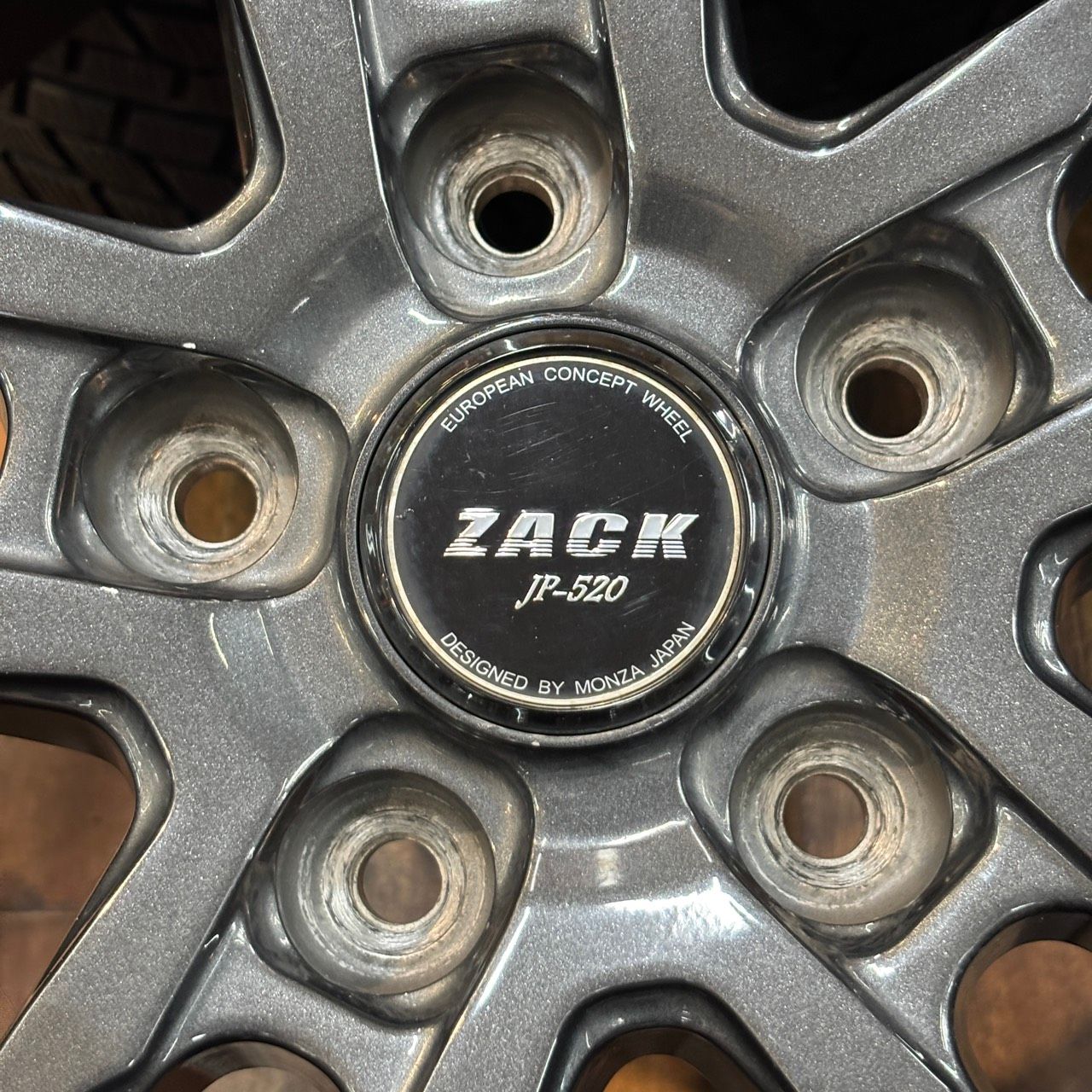 直接引取限定】h15693 ZACK JP-520 15インチ 6J 5H PCD114.3 アルミ 