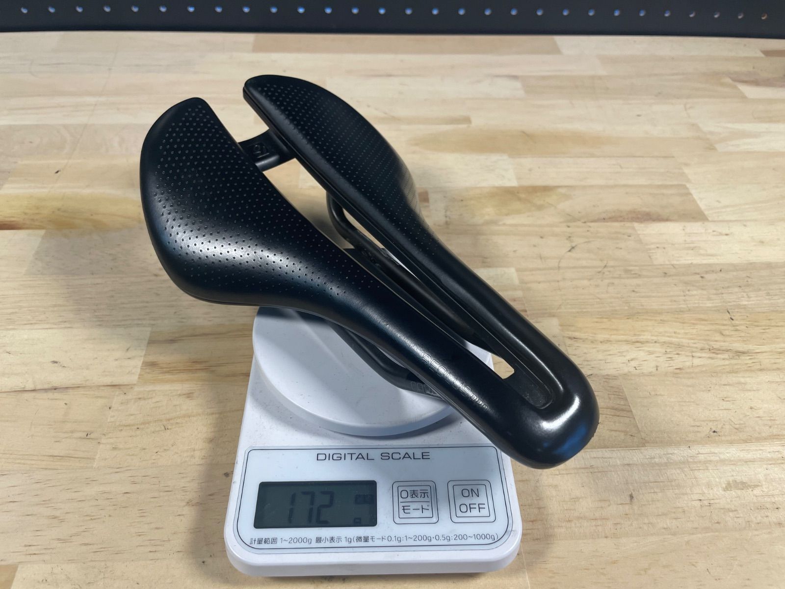 c0805□USED□BONTRAGER ボントレガー AEOLUS PRO サドル 軽量