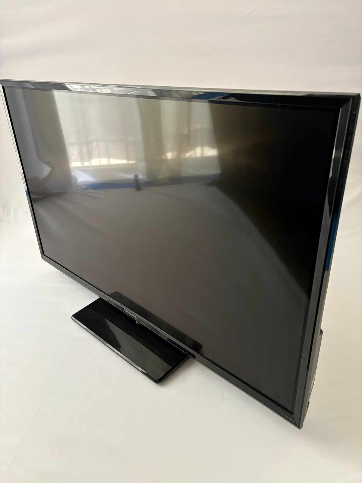 ○ パナソニック Panasonic 液晶テレビ ビエラ TH-32F300 32V型