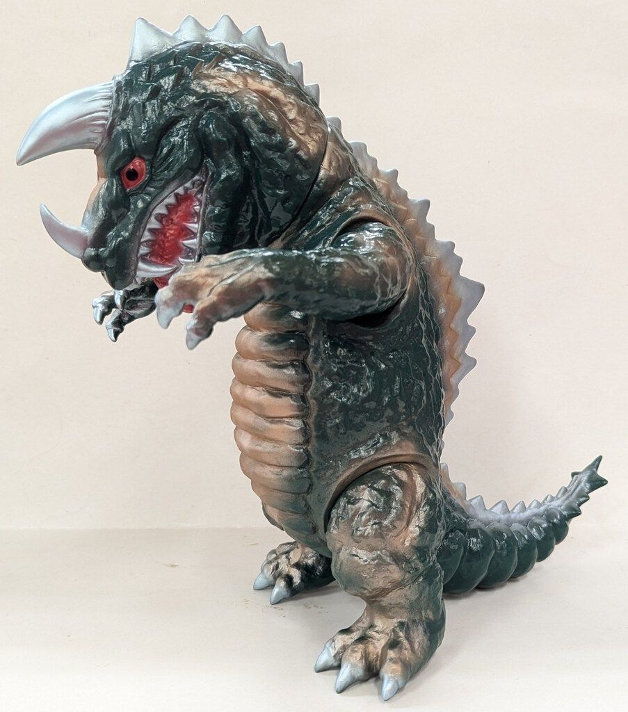 MANDARAKE まんだらけの怪獣シリーズ ハンサムタロウエム 轟唸怪獣 ゴーラス 2期 緑成型 350mm