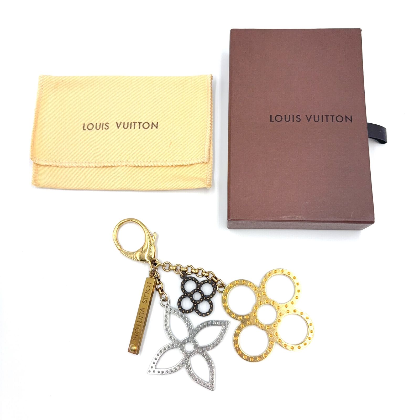 新着】LOUIS VUITTON ビジューサック タパージュ メタル ゴールド