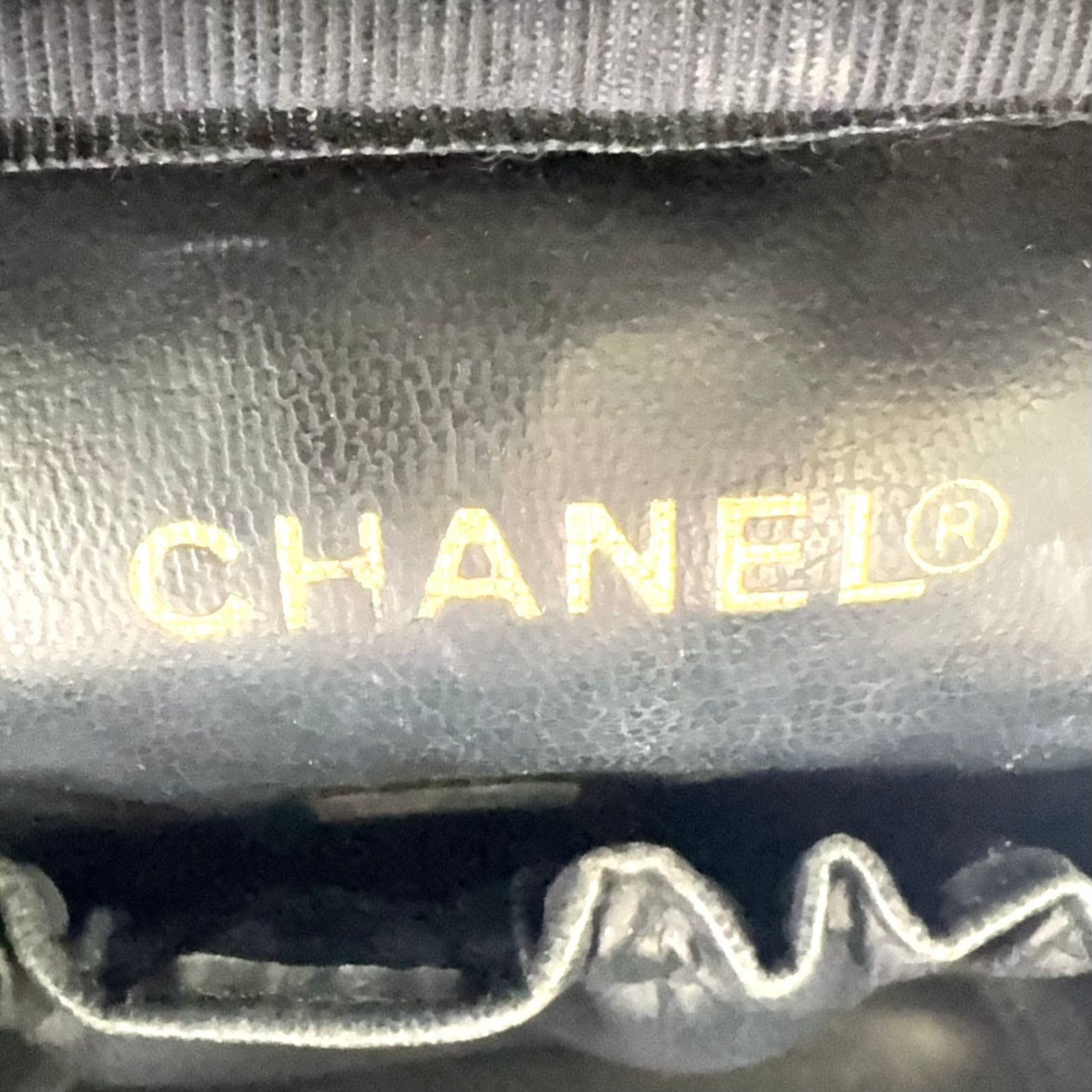 新着】CHANEL ココマーク バニティ シリアル番号不鮮明 キャビアスキン
