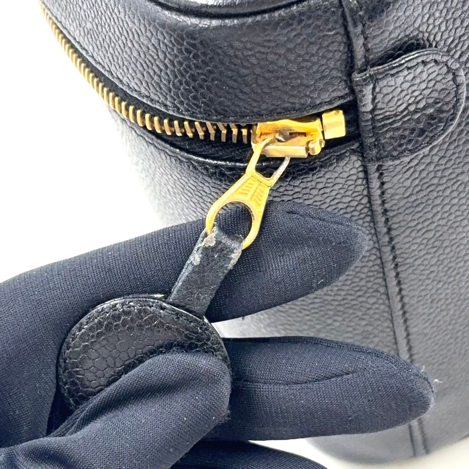 新着】CHANEL ココマーク バニティ シリアル番号不鮮明 キャビアスキン