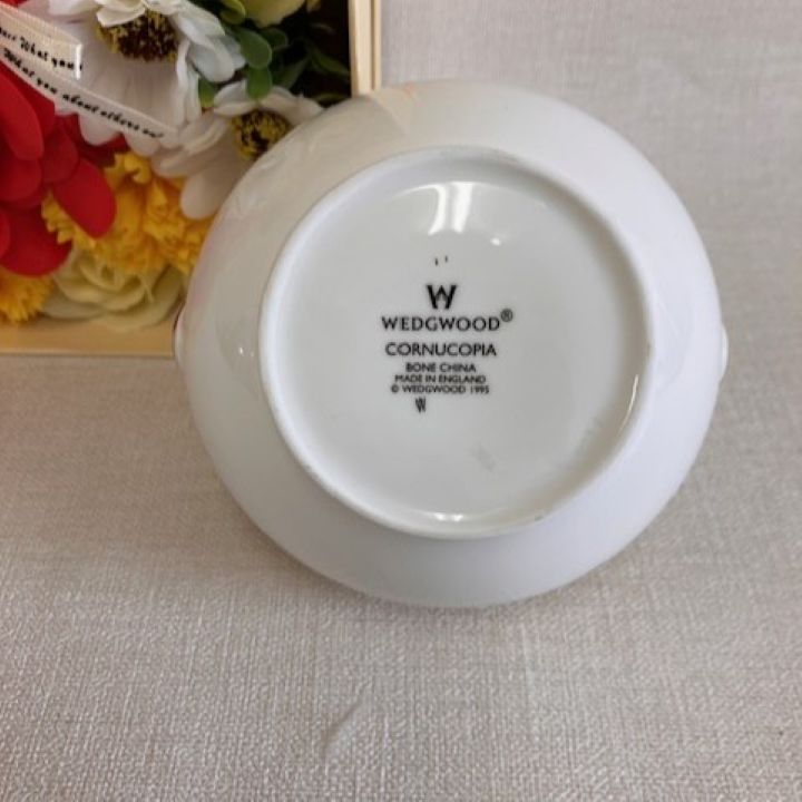 WEDGWOOD CORNUCOPIA シュガーポット - メルカリ