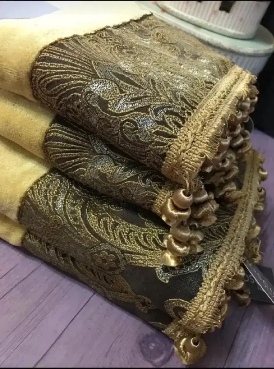 米国 Croscill Home タッセル タオル 4 平和 セット