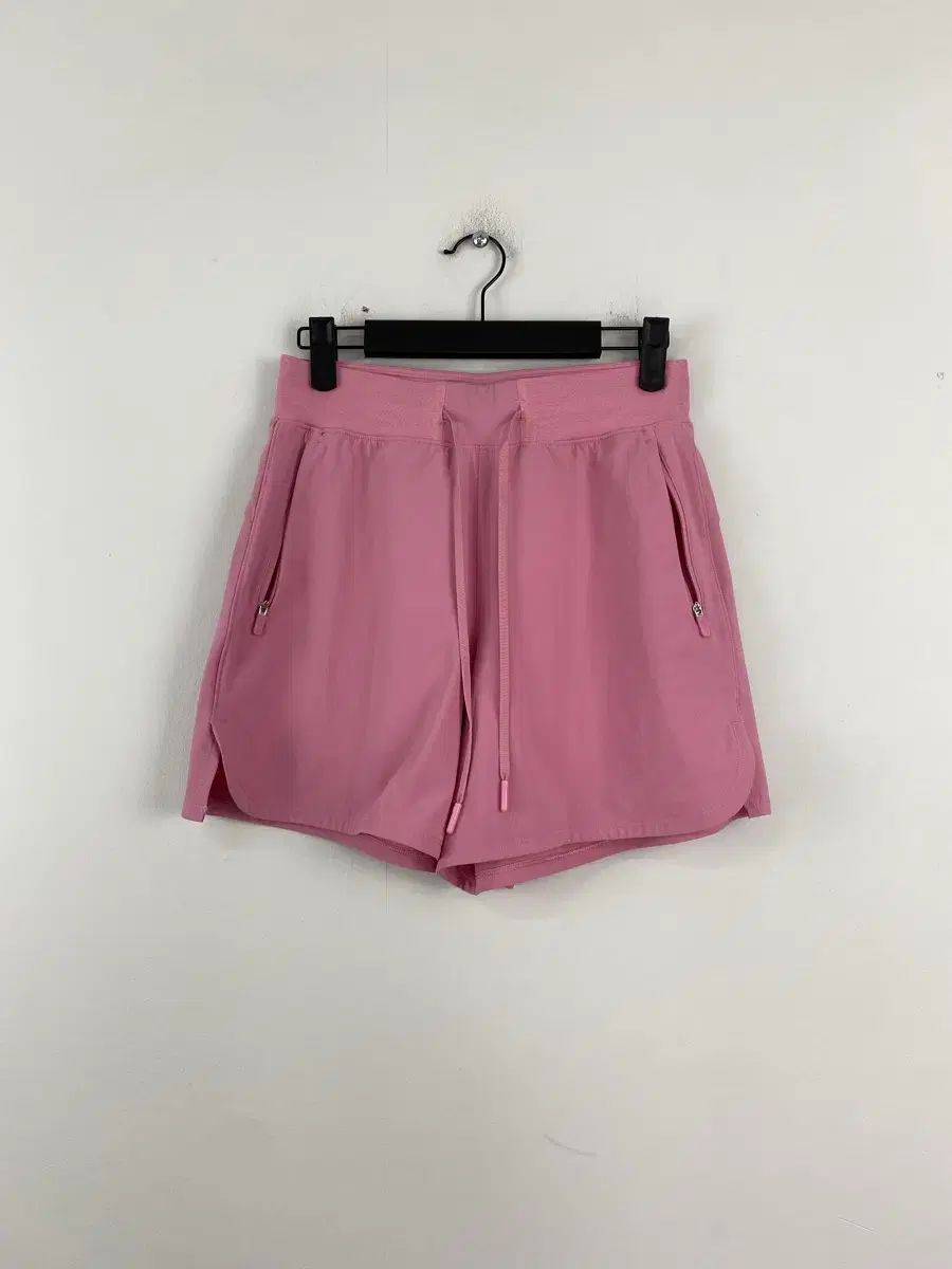 ルルレモン ピンク ハイウエスト ショーツ ハーフパンツ size 4 <437>