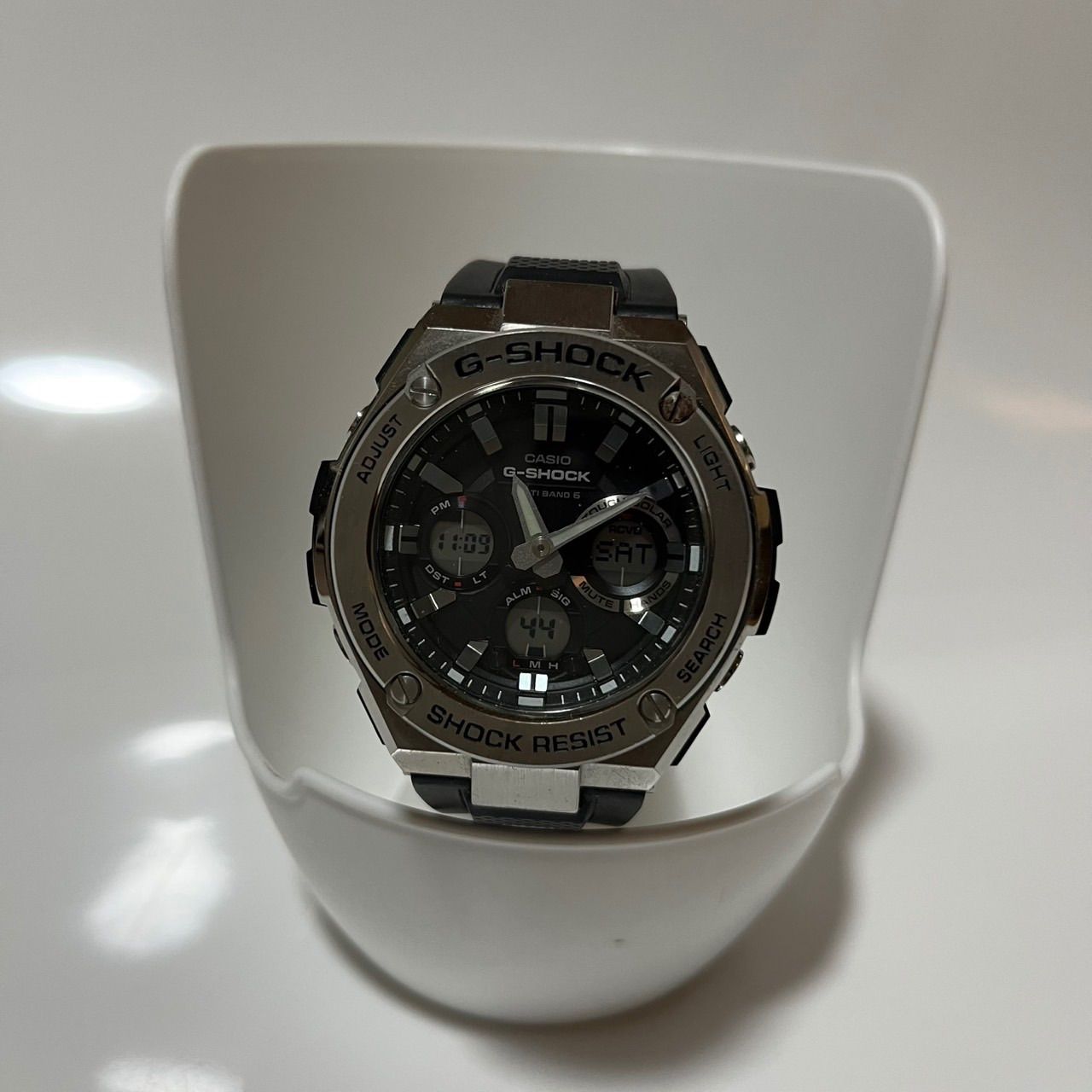 CASIO G-SHOCK GST-W110 電波ソーラー