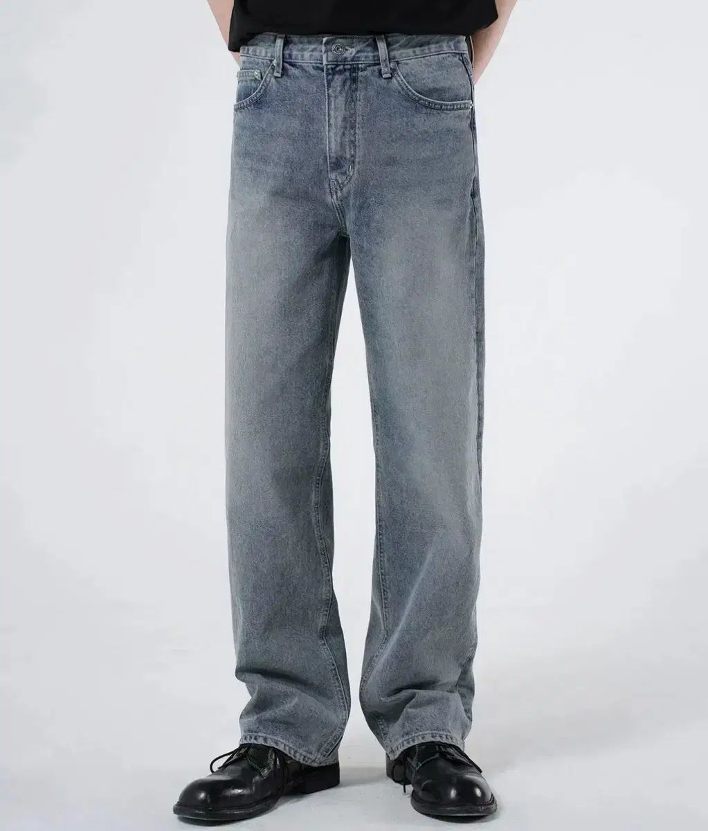 BRANDED 1732 ワイド ストレートフィット デニム ジーンズ 新品