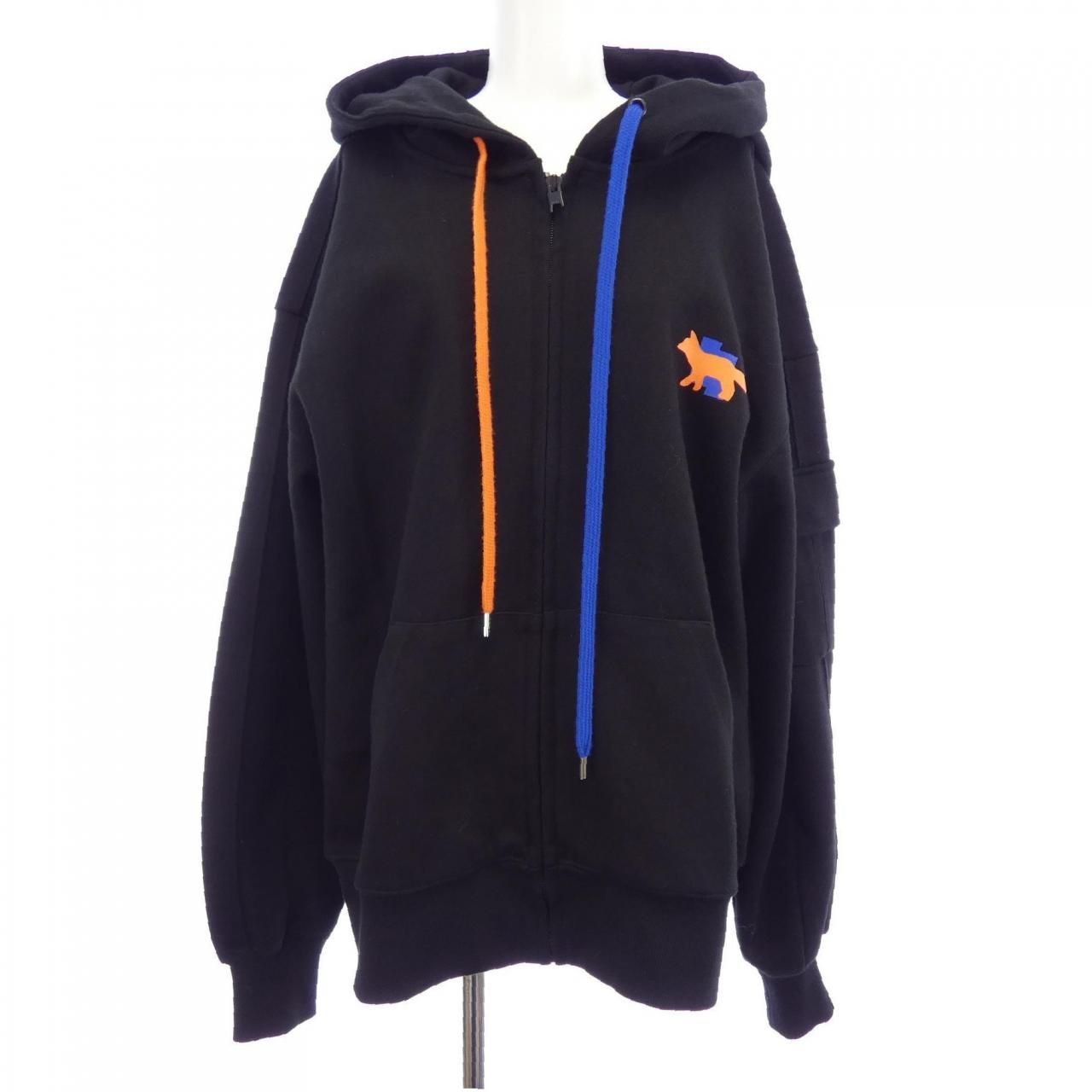 メゾンキツネ MAISON KITSUNE ADERERROW パーカー - メルカリ