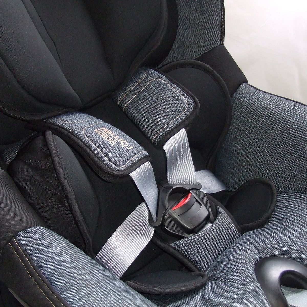 お得っ！厳選中古】綺麗 チャイルドシート BRITAX ROMER DUALFIX i 