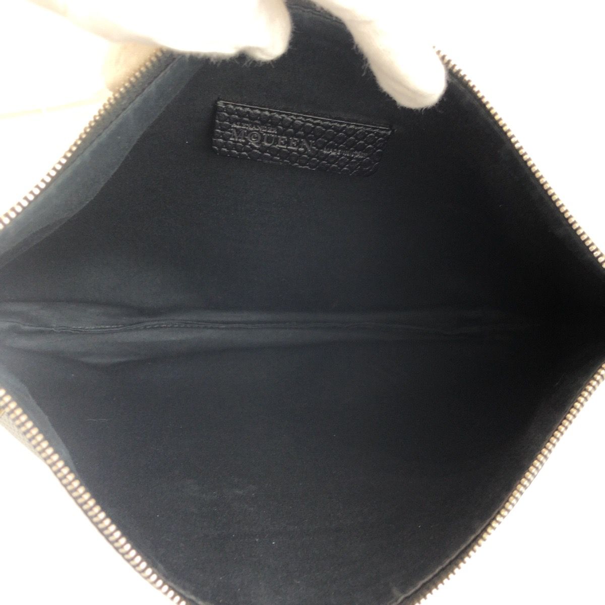 美品 Alexander McQueen アレキサンダーマックイーン 型押し ブラック