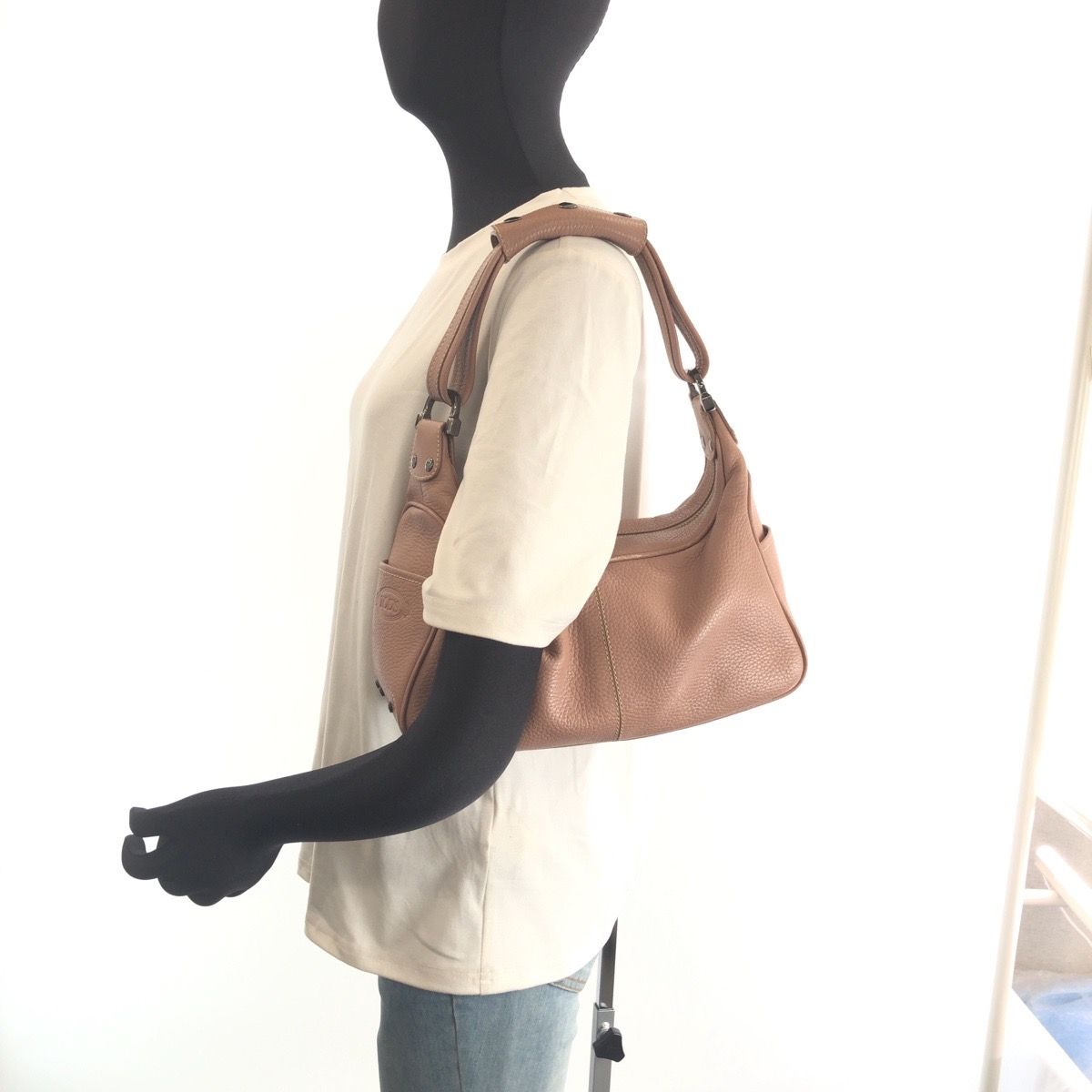 TOD'S トッズ ピンク ダスティーピンク シルバー金具 レザー
